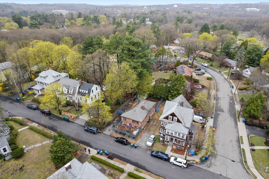 31 Chaske Ave Property Photo 1