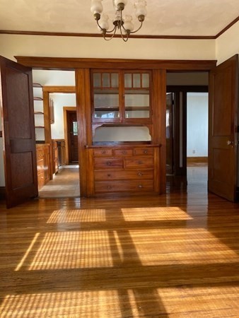 48 Brooks Ave # 1