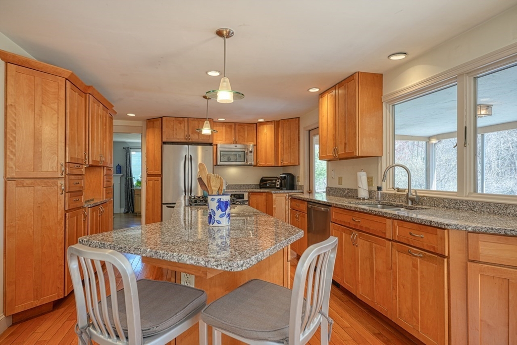 166 Willowgate Rise Property Photo 2