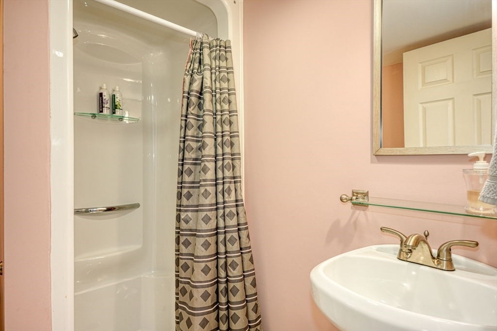 166 Willowgate Rise Property Photo 23