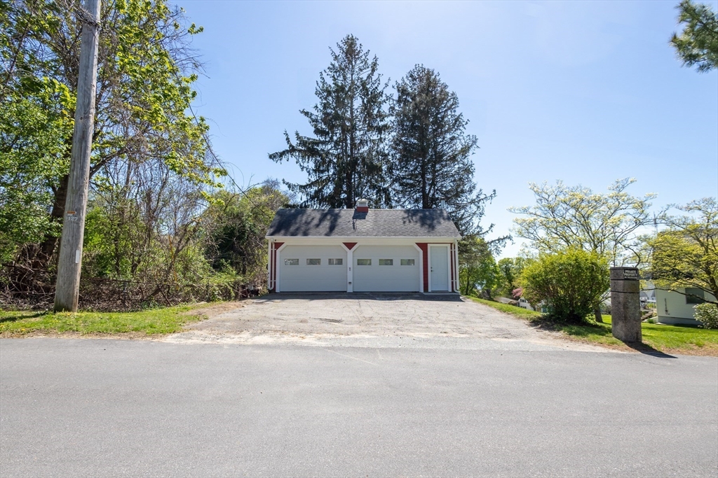 0 Quaker Ave Property Photo 9