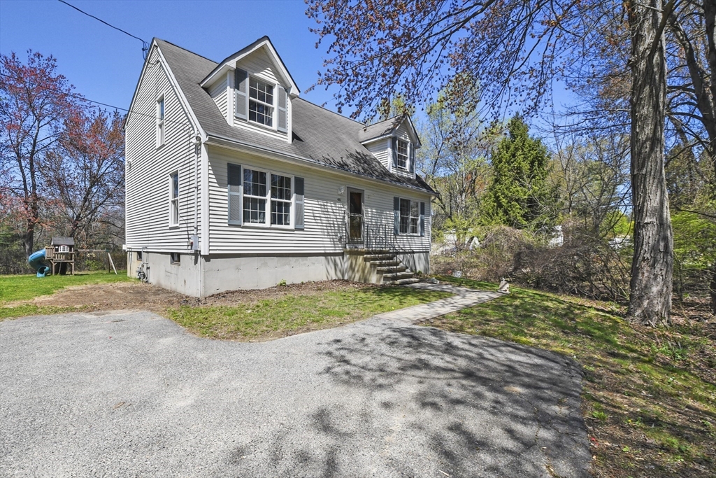 48 Francis Wyman Rd Property Photo 1