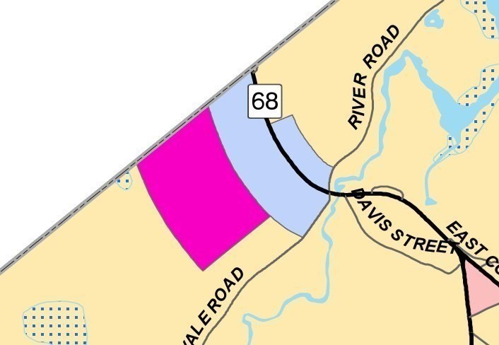 569 E County Rd Property Photo 4