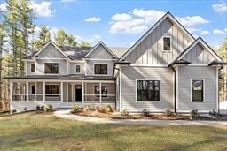 383 East Riding Drive Property Photo