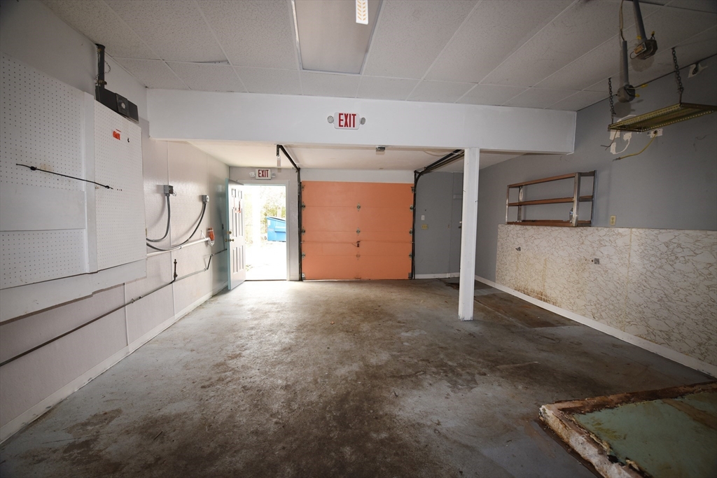 62 Beach St Property Photo 18