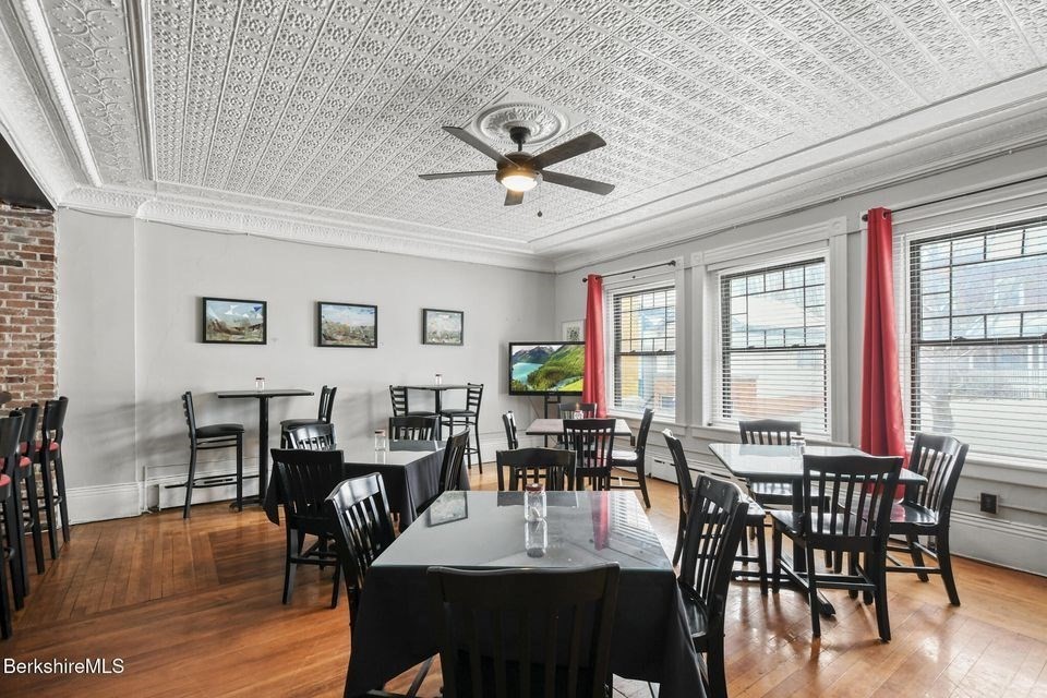 47 Park St Property Photo 22