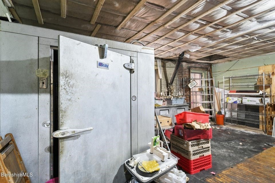 47 Park St Property Photo 39