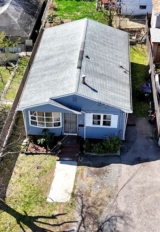 12 Rangeley St Property Photo 1