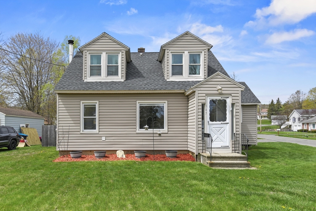 387 North St Property Photo 1