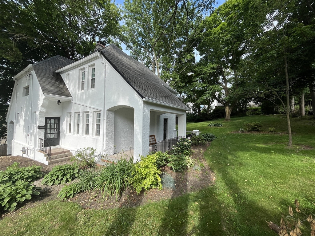 909 High Property Photo 1