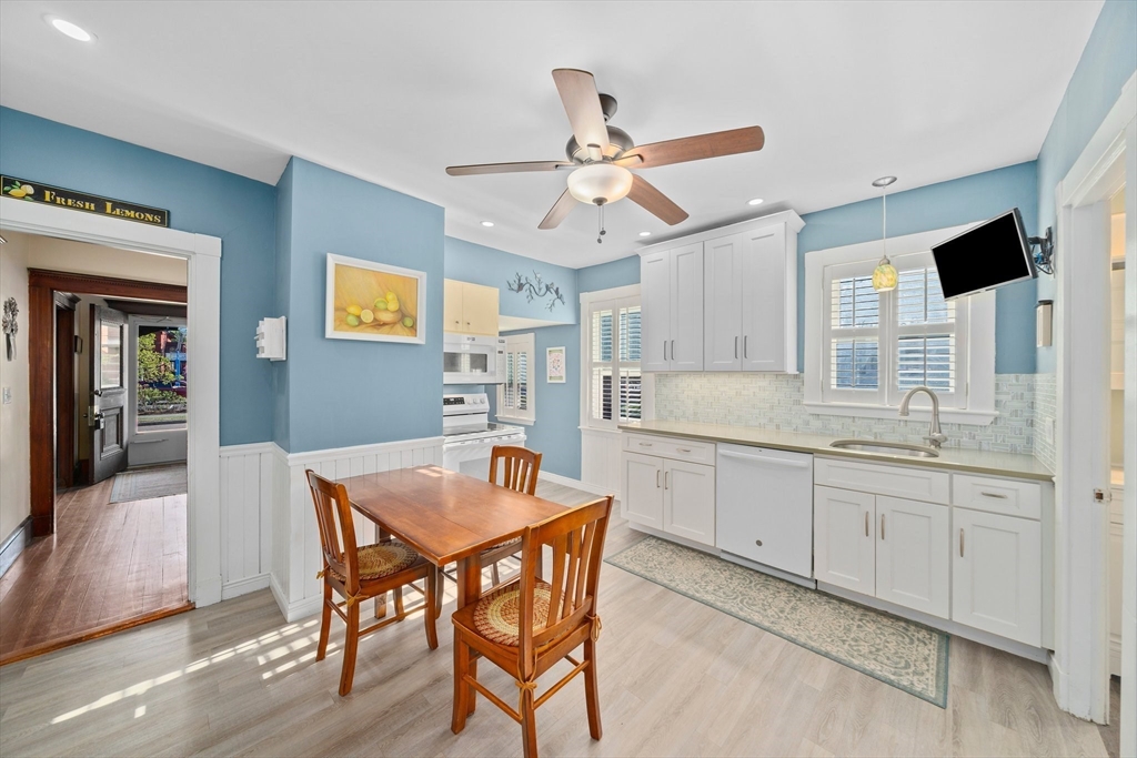 35 Hobart Ave Property Photo 4