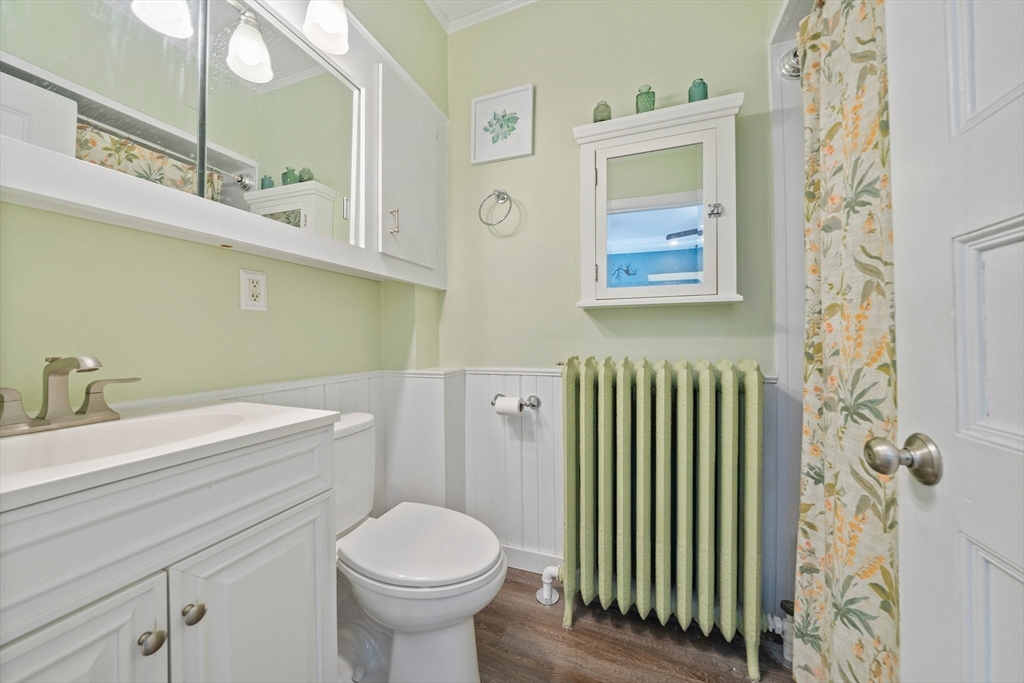 35 Hobart Ave Property Photo 7