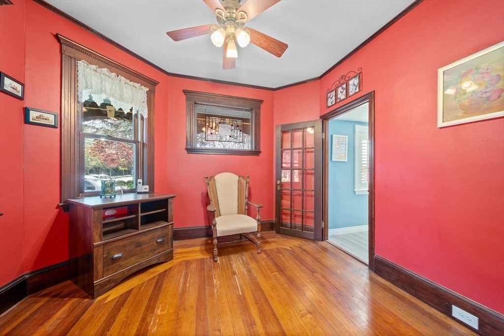 35 Hobart Ave Property Photo 13