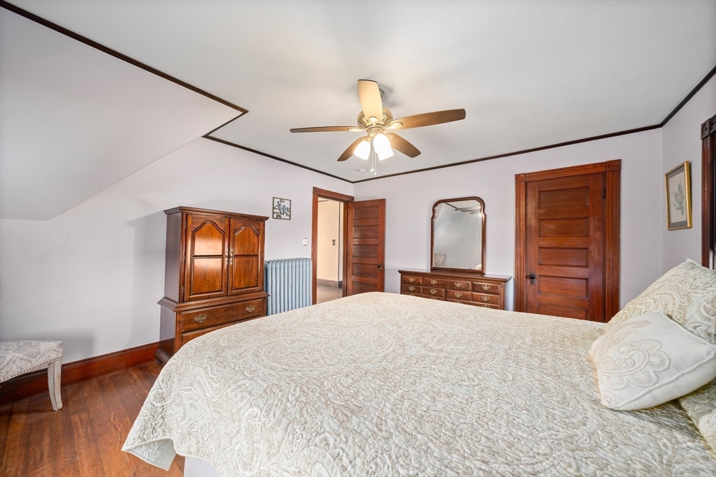 35 Hobart Ave Property Photo 15