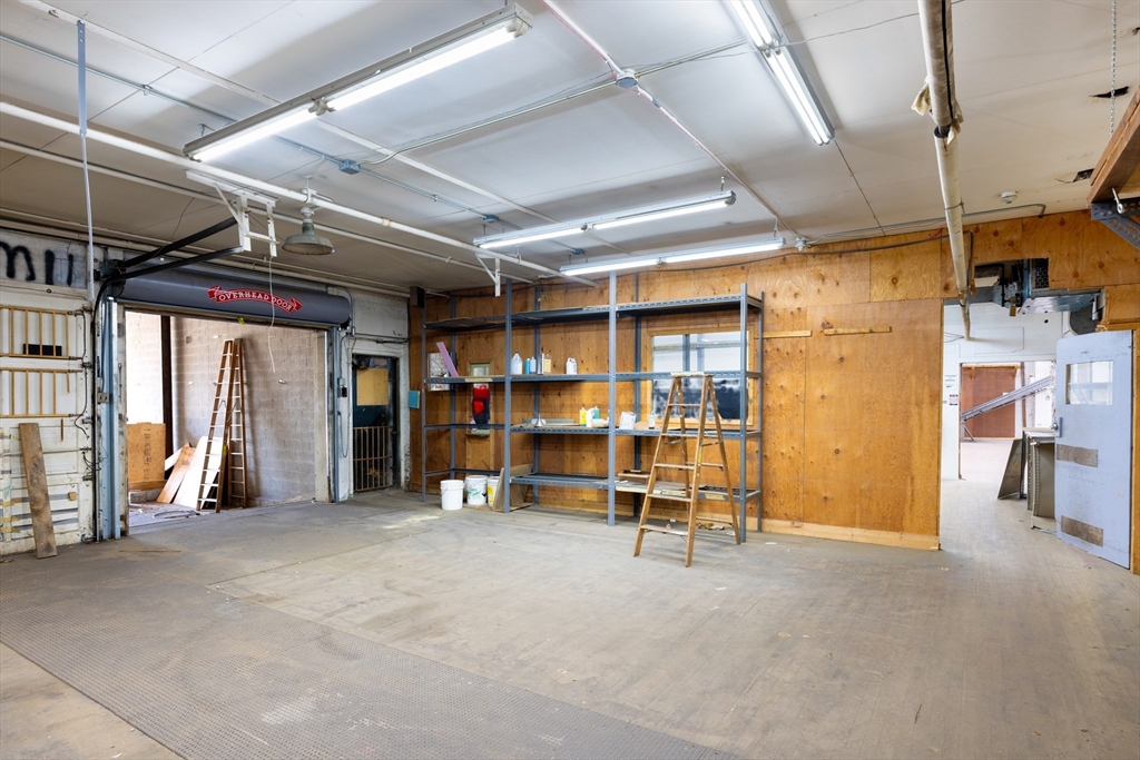 40 Lake Street Property Photo 11