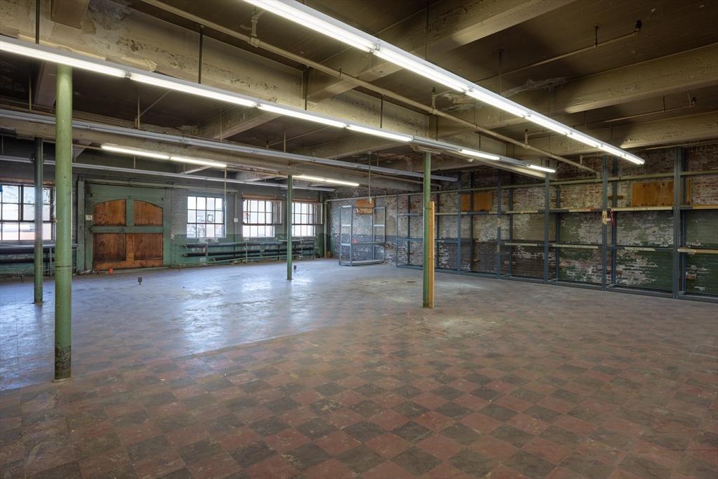 40 Lake Street Property Photo 15