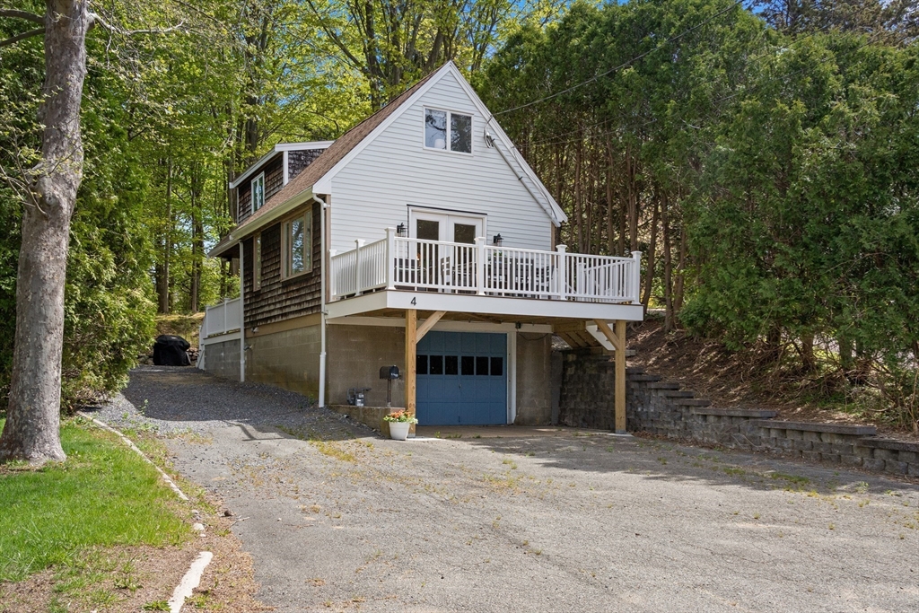 4 Agawam Avenue Property Photo