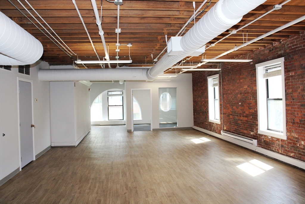 162 Canal Street # 401 Property Photo 3