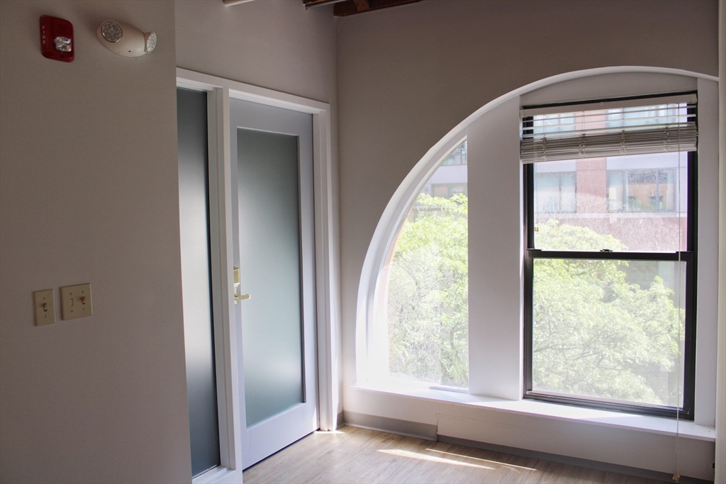 162 Canal Street # 401 Property Photo 6