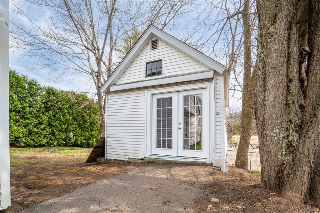 19 Bridge Street Property Photo 4