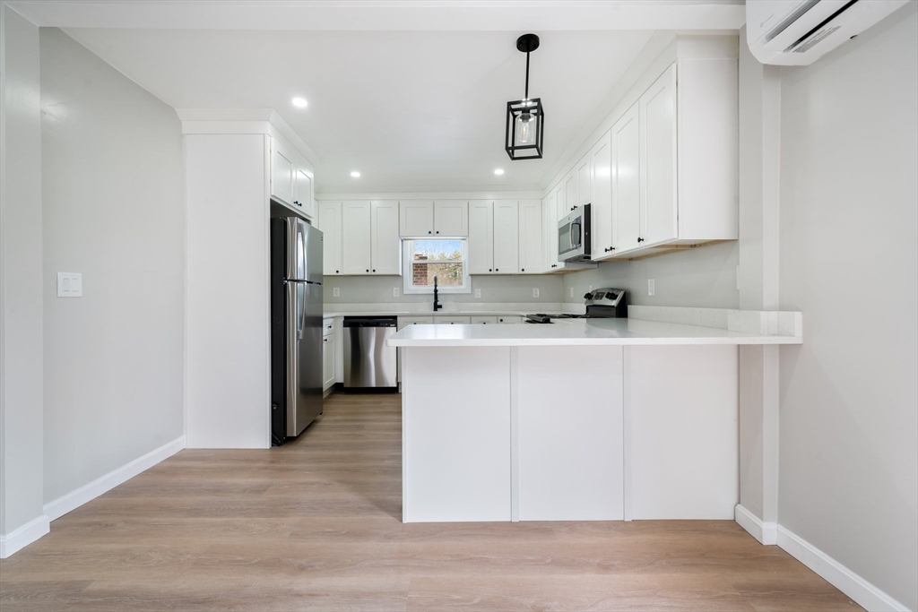 19 Bridge Street Property Photo 10