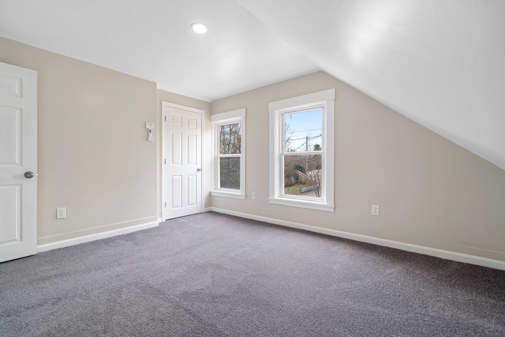 19 Bridge Street Property Photo 13