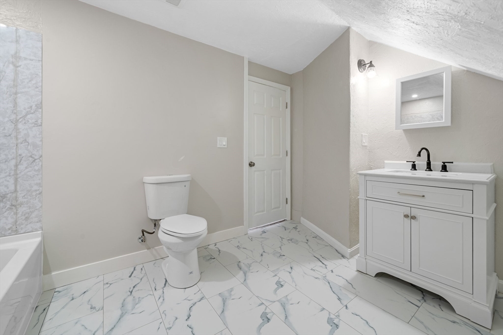 19 Bridge Street Property Photo 17