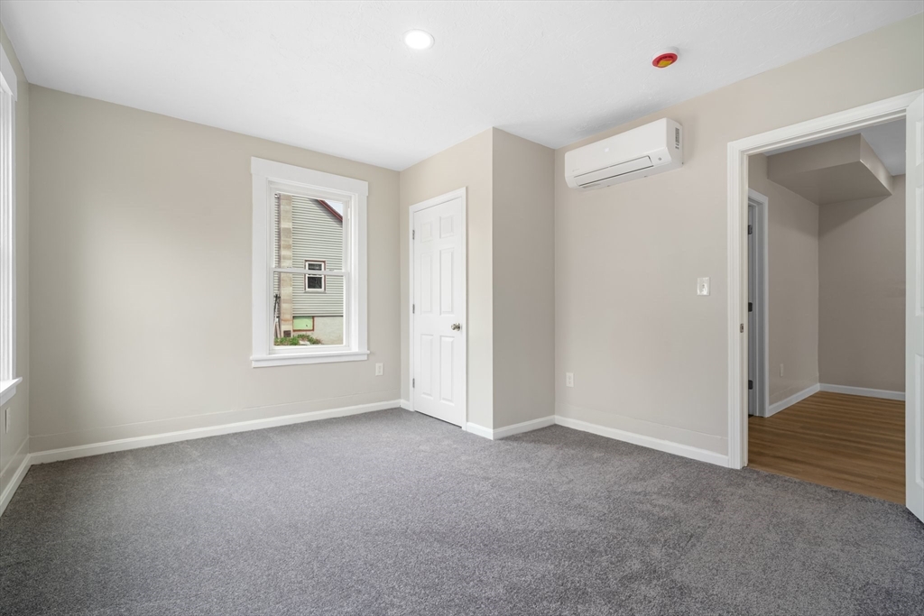 19 Bridge Street Property Photo 24