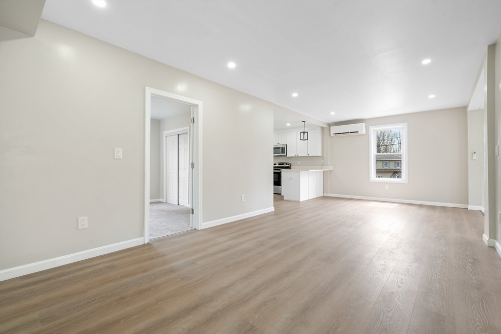 19 Bridge Street Property Photo 29