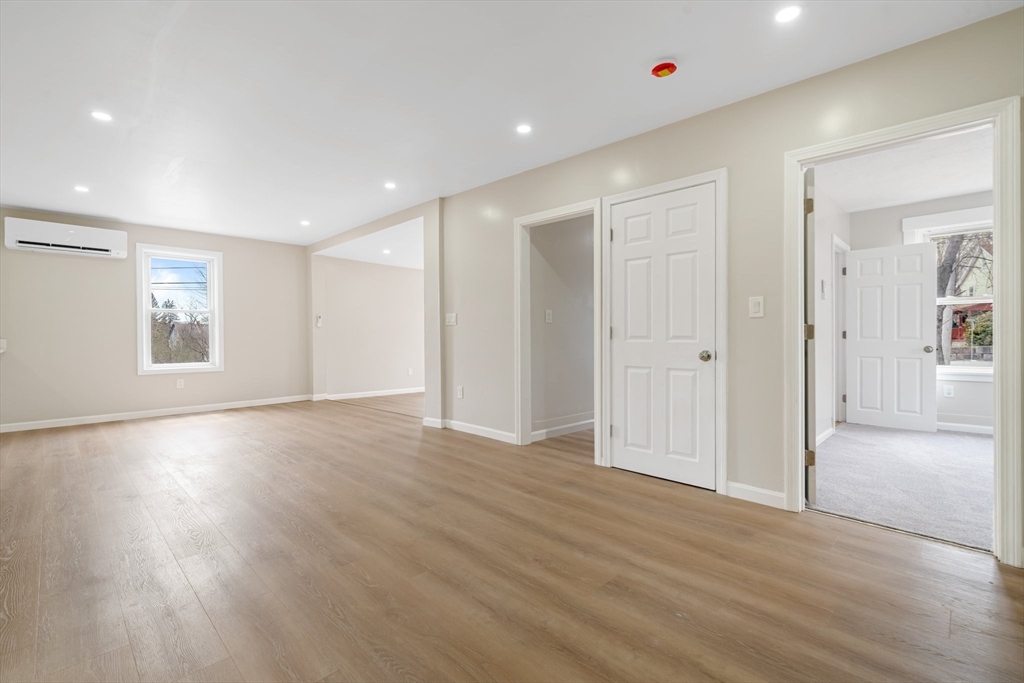 19 Bridge Street Property Photo 30
