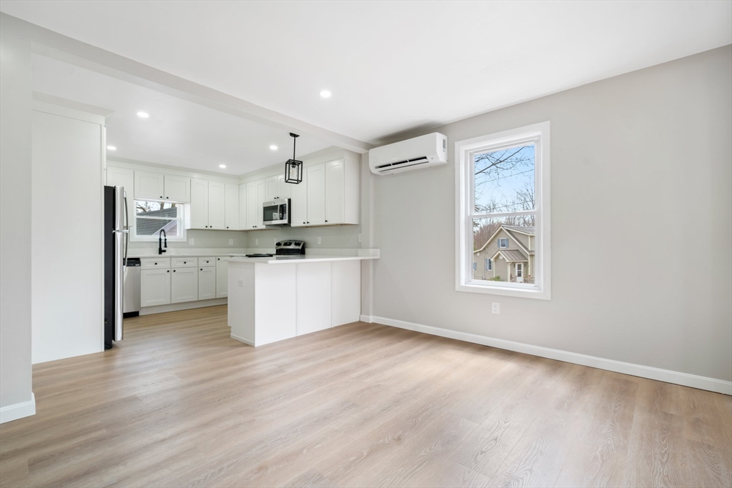 19 Bridge Street Property Photo 33