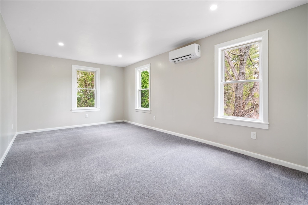 19 Bridge Street Property Photo 39