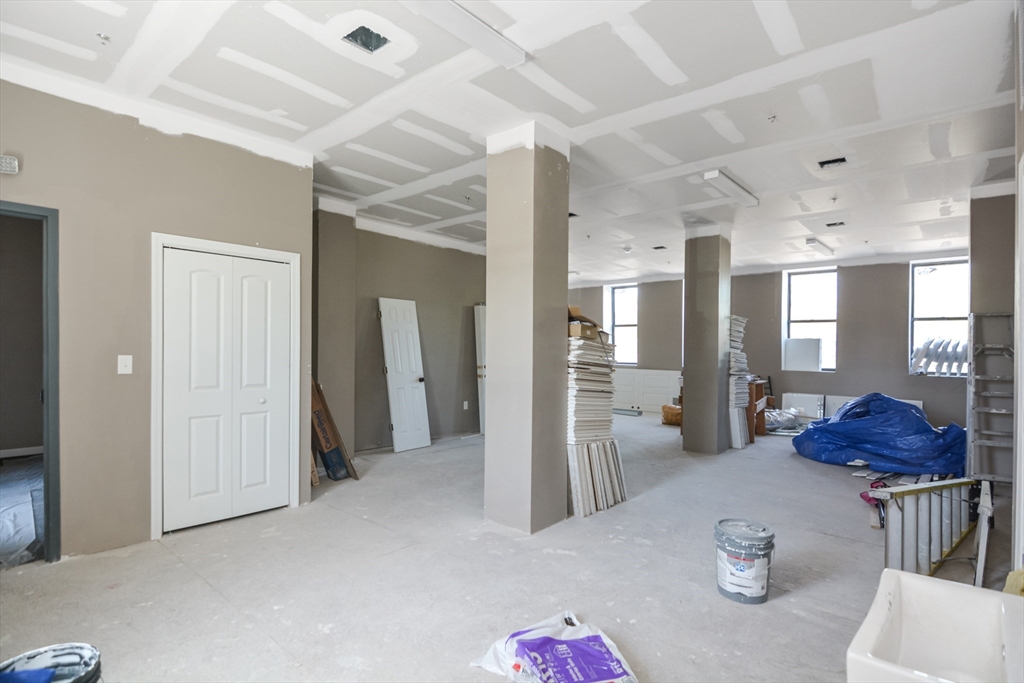 155 Crescent Property Photo 12