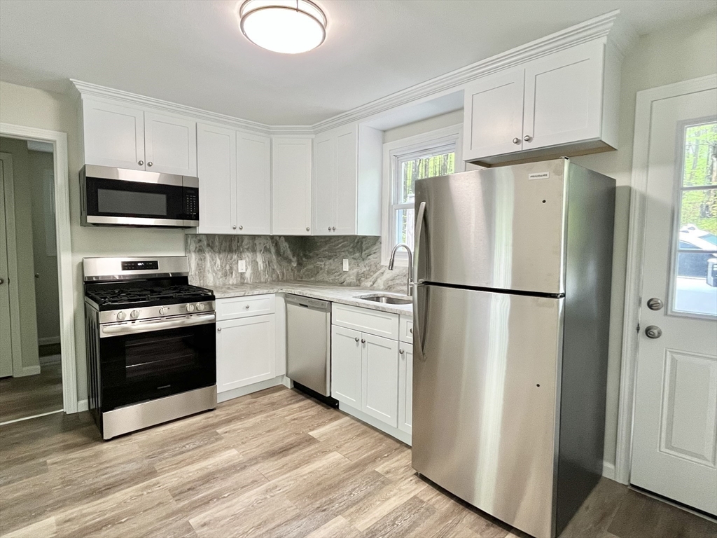 196 Munn Rd Property Photo 2