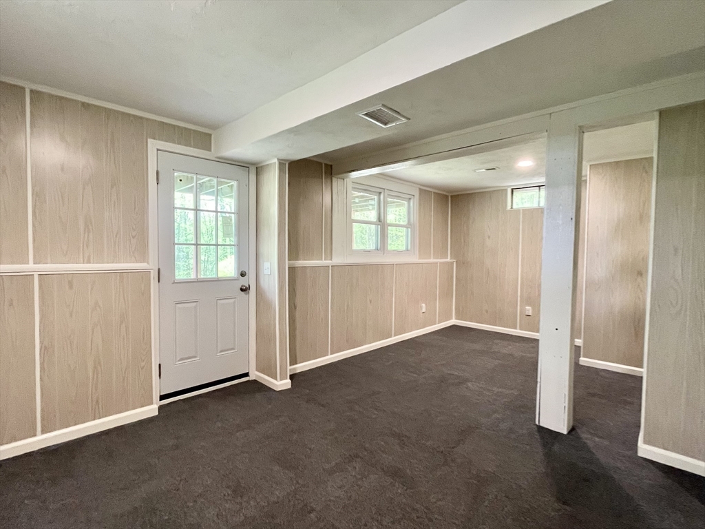 196 Munn Rd Property Photo 10