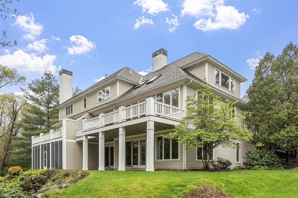7 Long Ridge Lane Property Photo