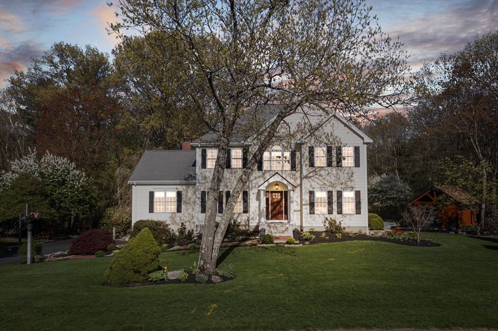 8 Hickory Drive