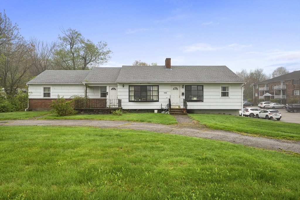 1669 Main St Property Photo 1