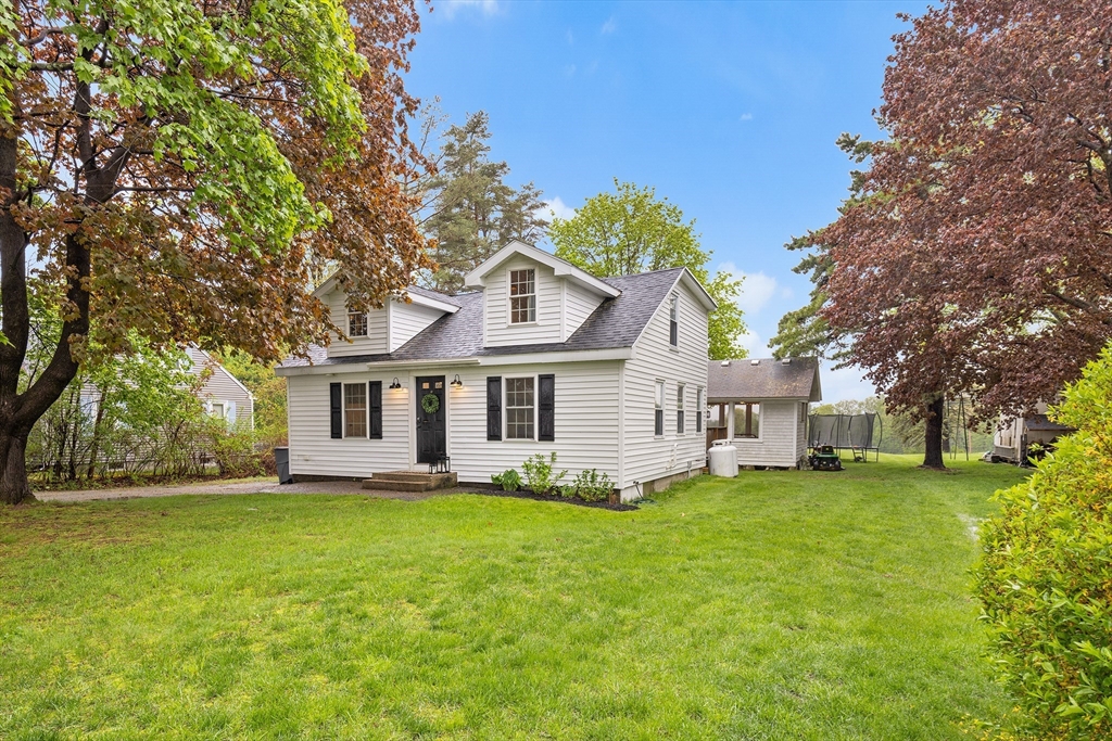 396 Hollis Rd Property Photo
