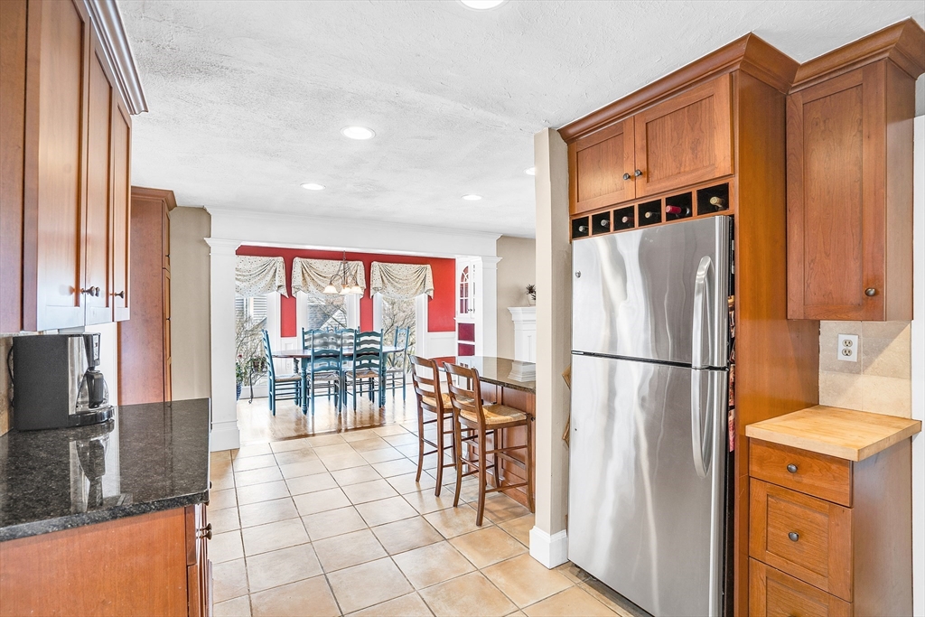 98 Appleyard Lane Property Photo 11
