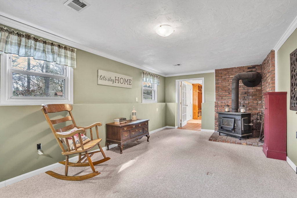 98 Appleyard Lane Property Photo 23