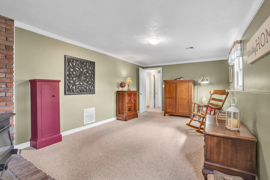 98 Appleyard Lane Property Photo 24
