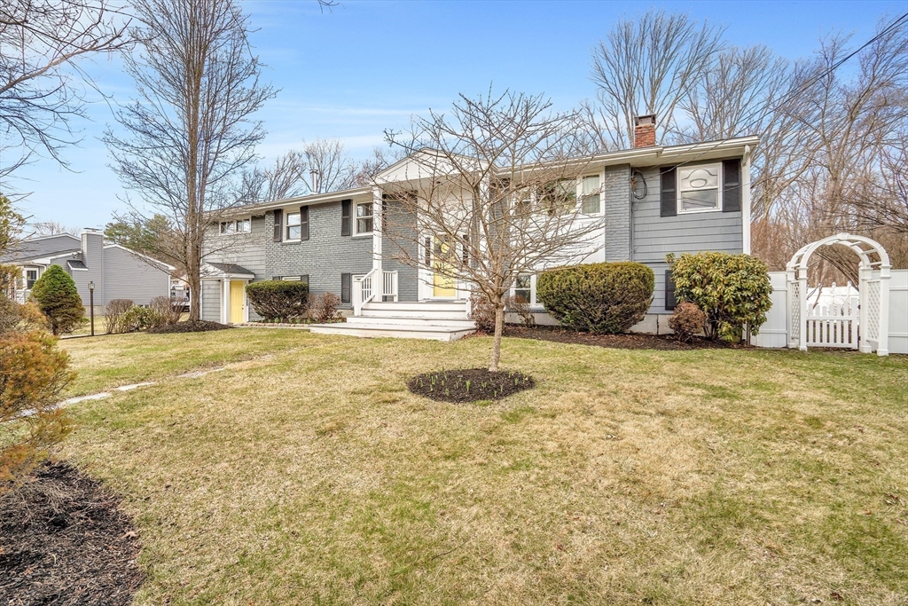 98 Appleyard Lane Property Photo 38