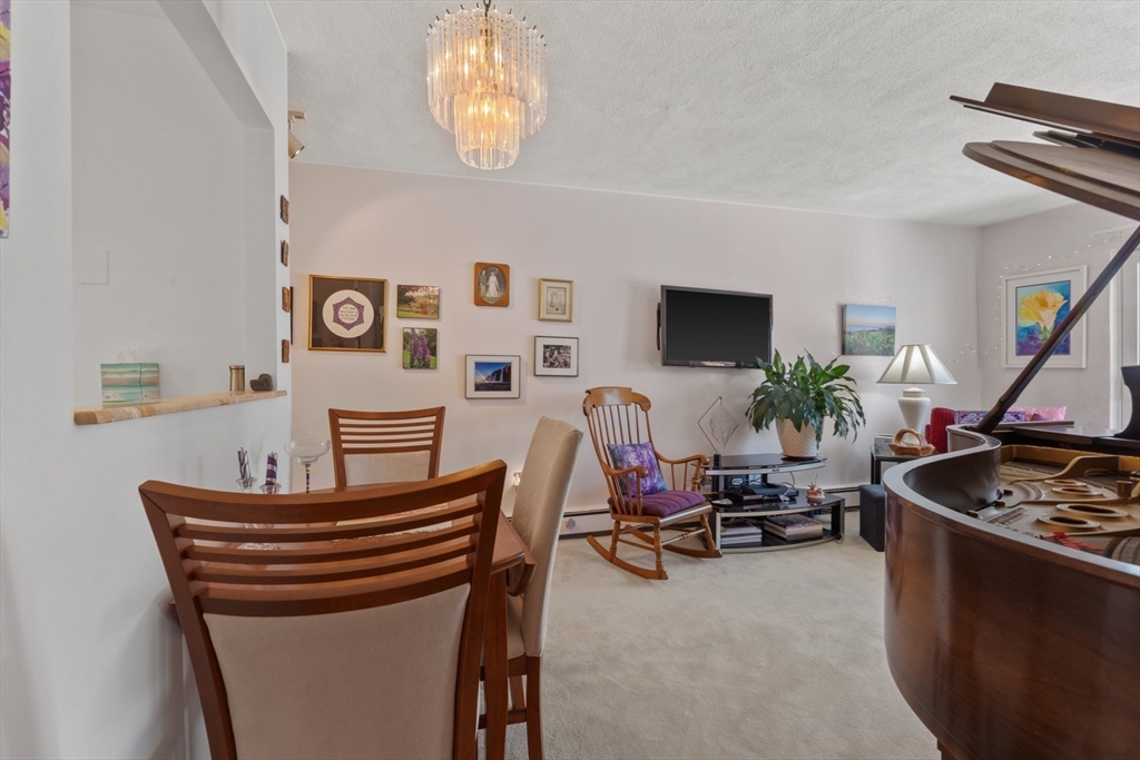 74 Springvale Ave # 18 Property Photo 6
