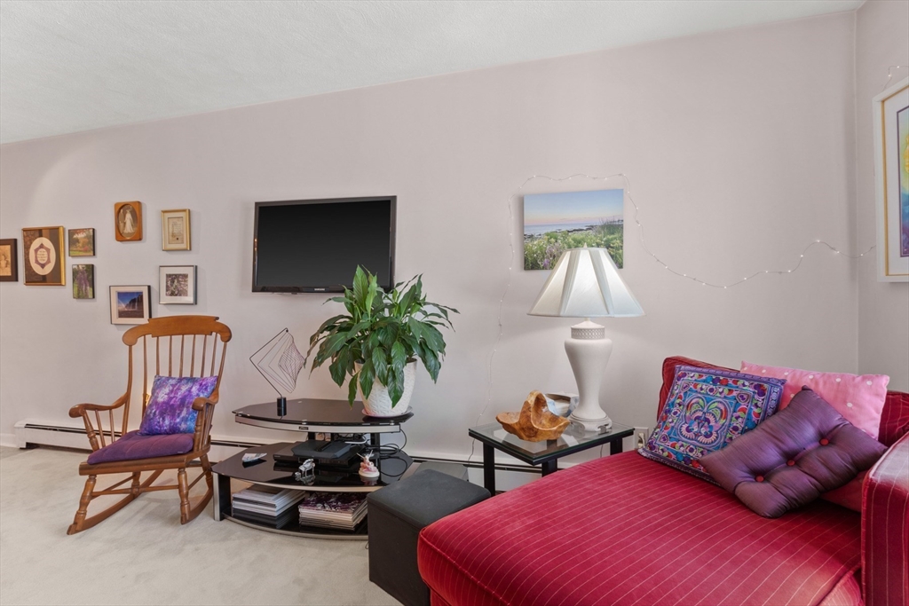 74 Springvale Ave # 18 Property Photo 15