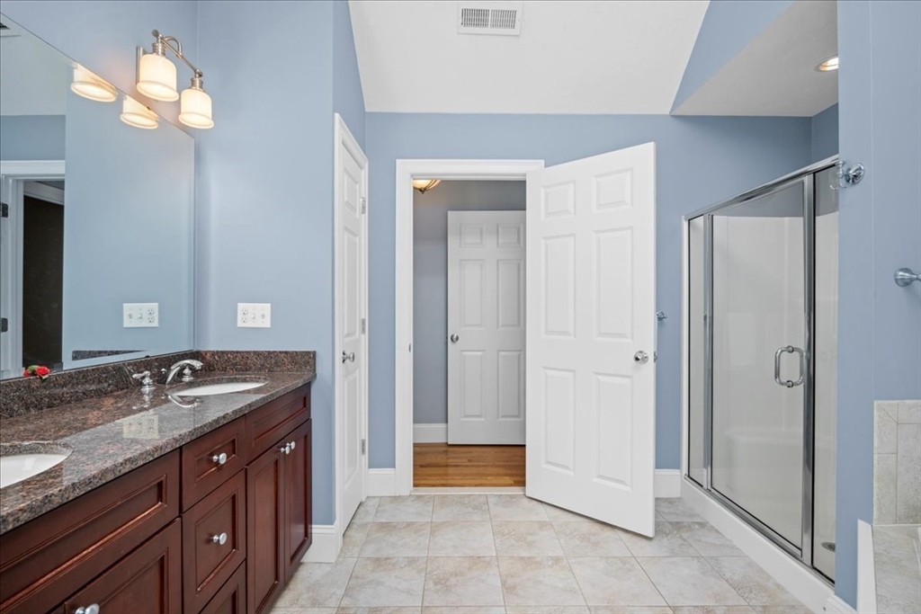 13 Foxhill Dr Property Photo 26