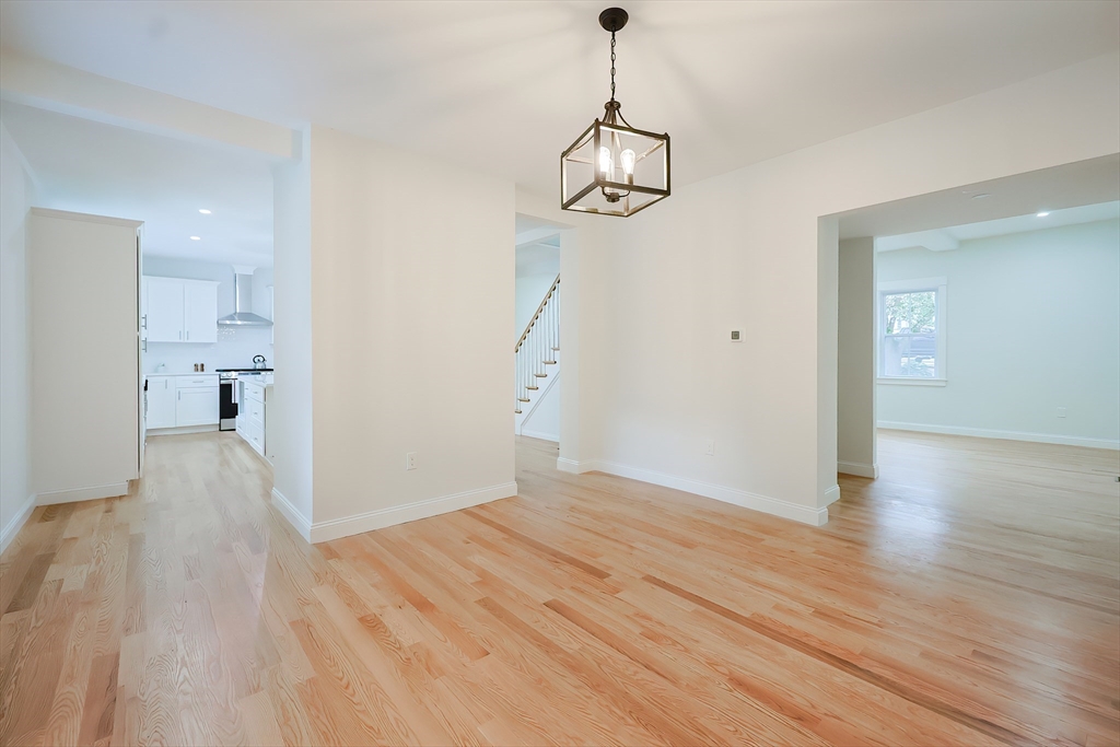 634 Washington St Property Photo 12