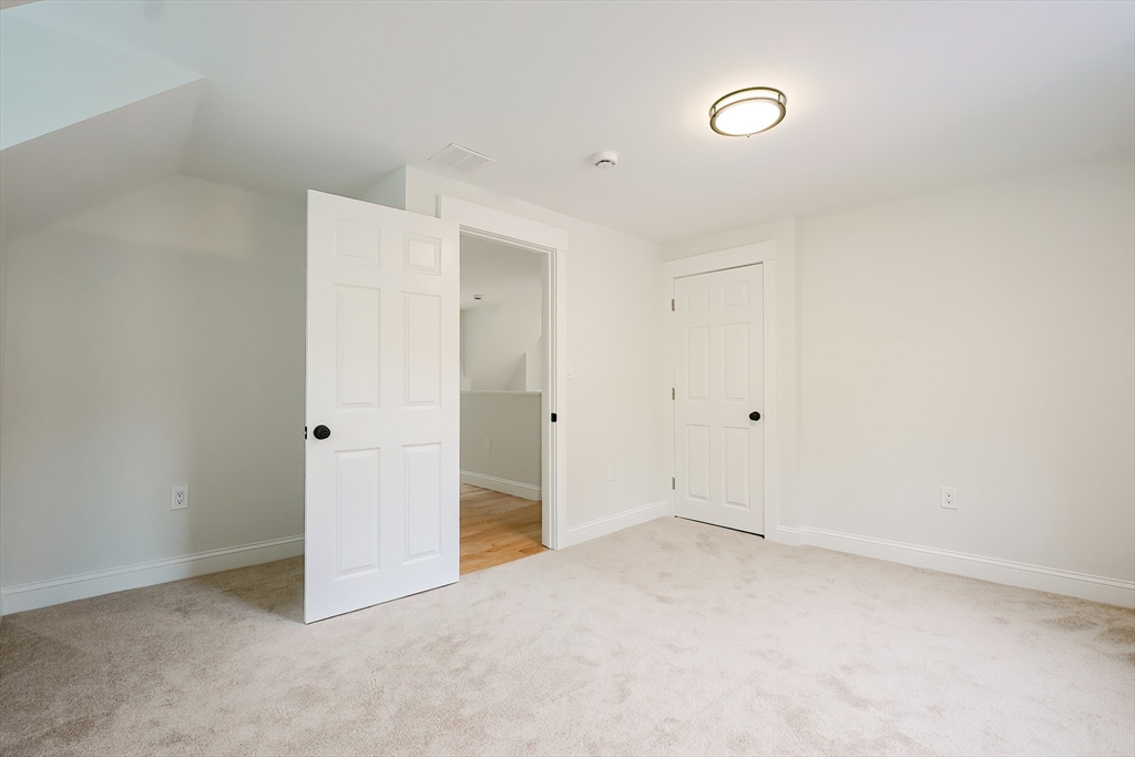 634 Washington St Property Photo 26