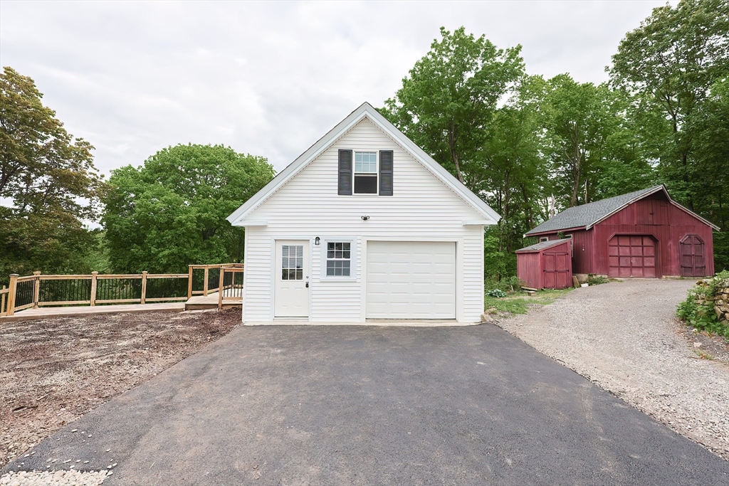 634 Washington St Property Photo 38