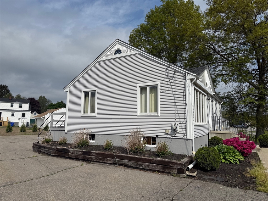 561 County St. Property Photo 2